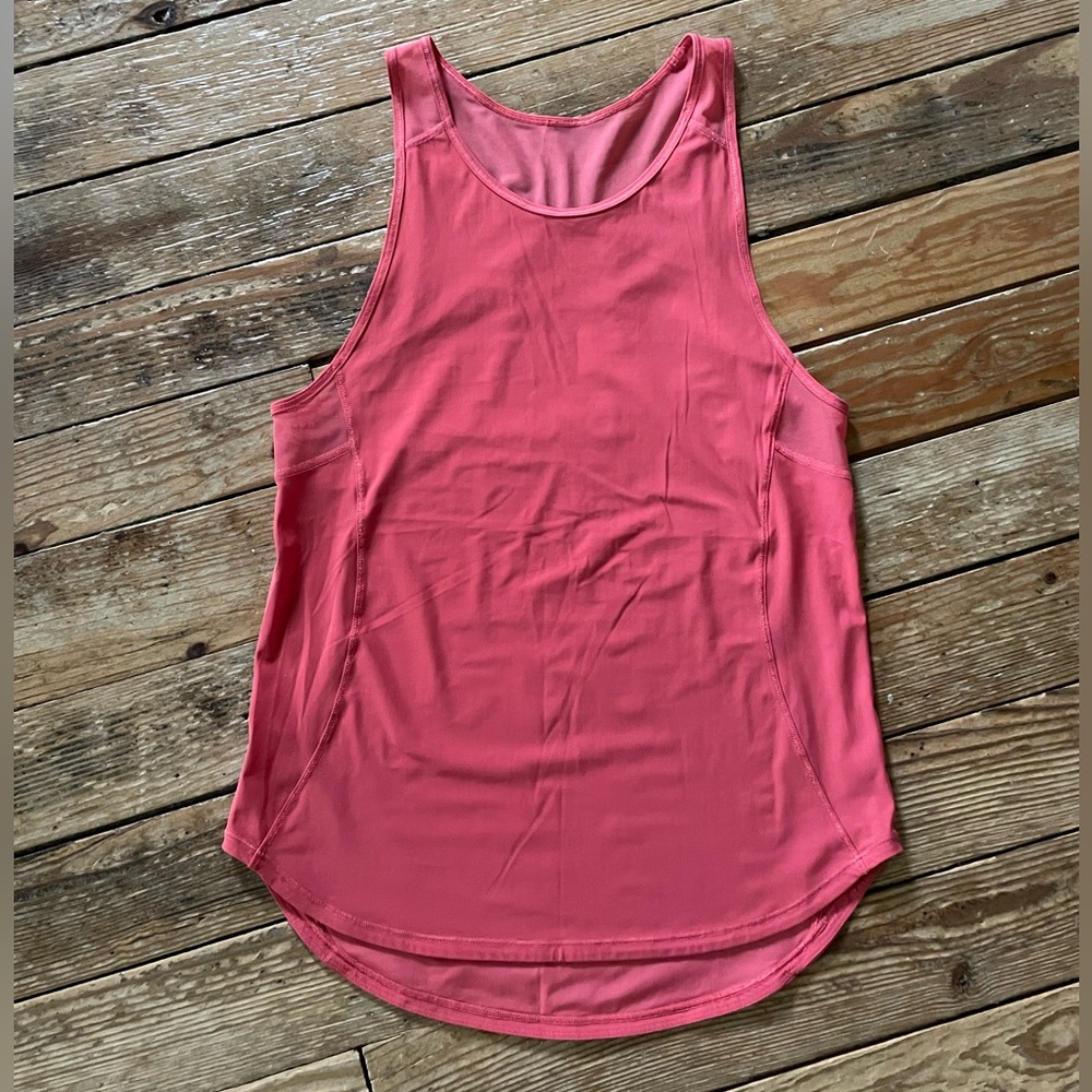 Lululemon Sculpt tank